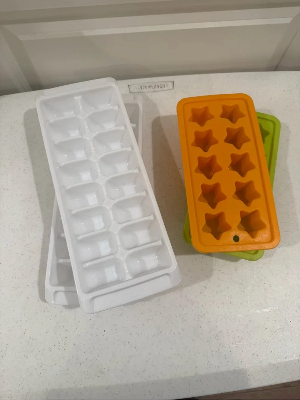 Assorted Ice Cube Trays Set ~ Cubes & Stars